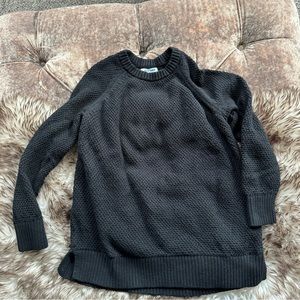 Black old navy sweater